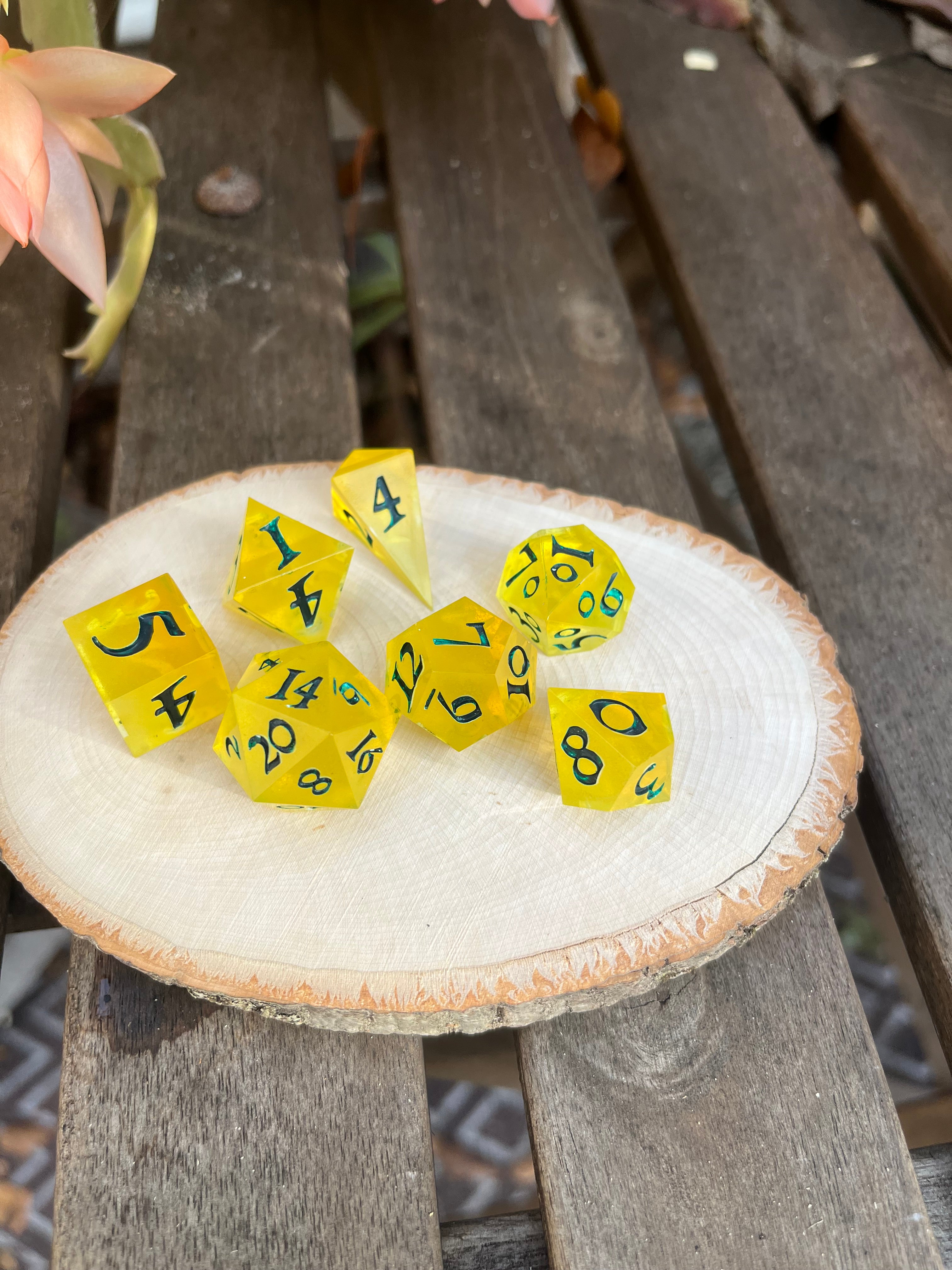 Dice of Destiny — Chronicle: Sunward Glow (Glows in the Dark)